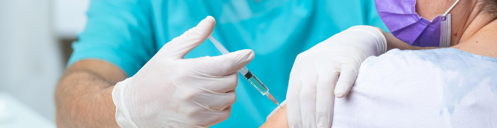 patient receiving a flu shot