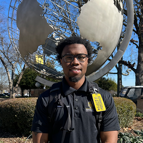 jonathan colebrooke headshot