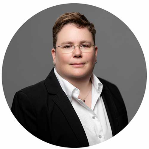 wellstar faculty headshot for Laurie Tis