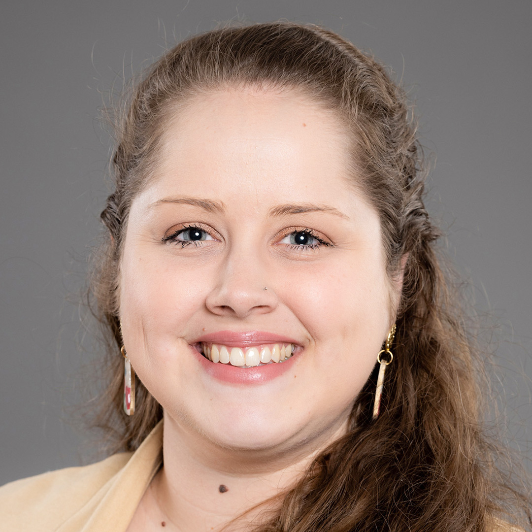 Alexis headshot