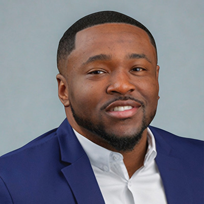 jamil davis headshot