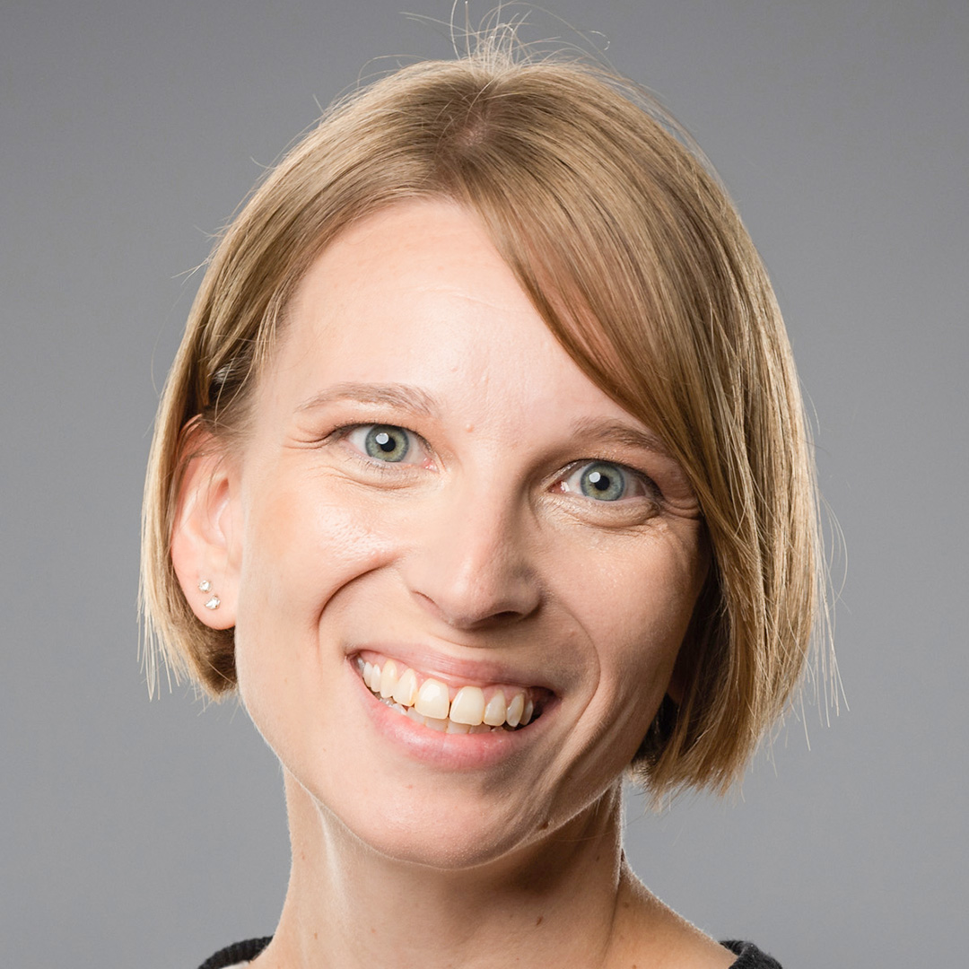 Melissa headshot