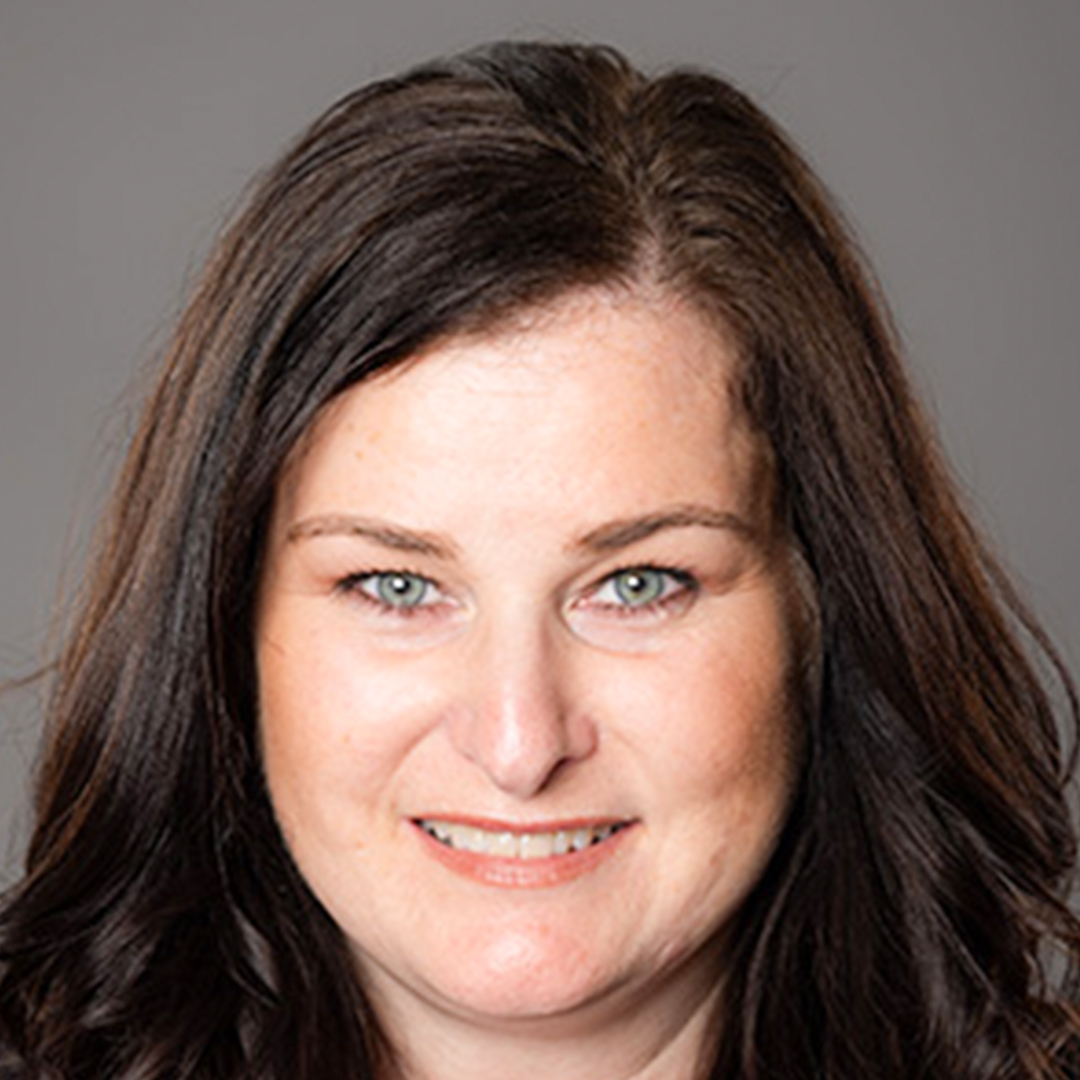 Kristie headshot